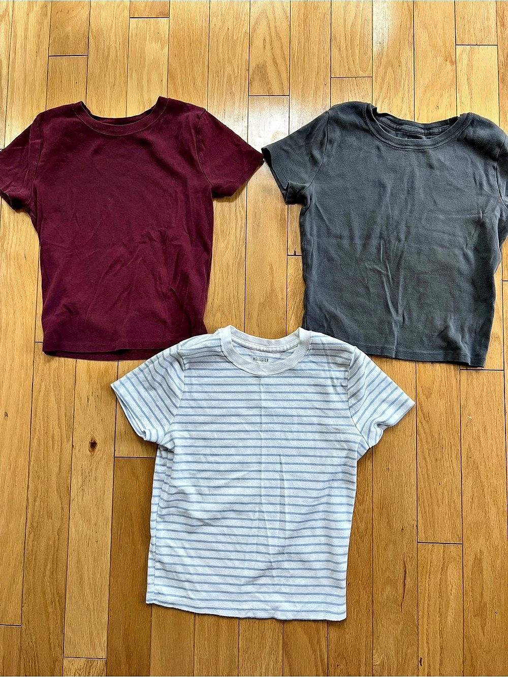 Hollister Set of Three Short Sleeve Baby Tees Medium